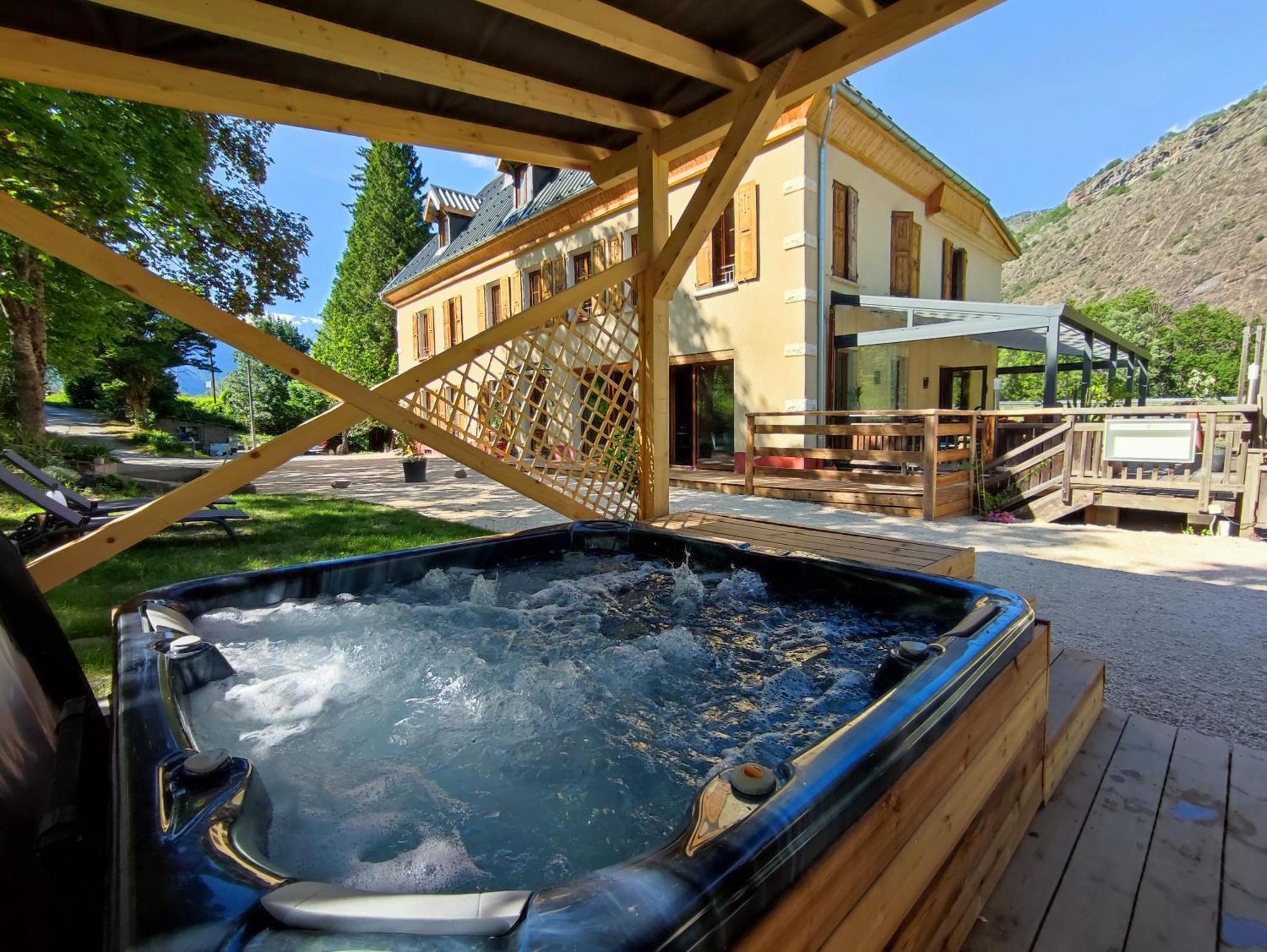 Bo Lodge Le Bourg-dʼOisans المظهر الخارجي الصورة